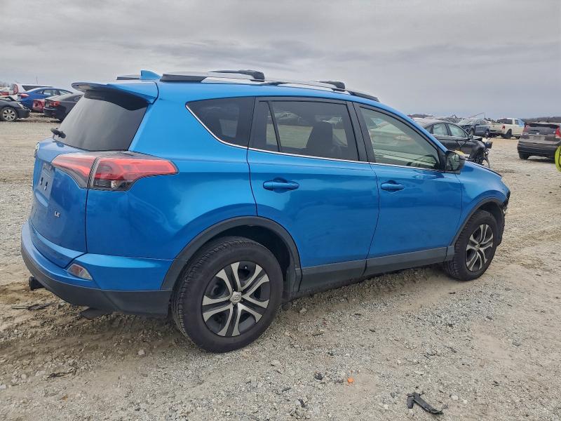 Фото 3 - TOYOTA RAV4