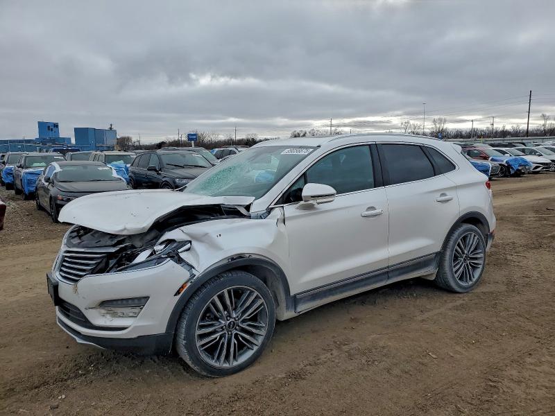 Фото 1 - LINCOLN MKZ