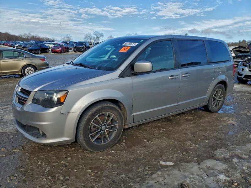 Фото 1 - DODGE CARAVAN