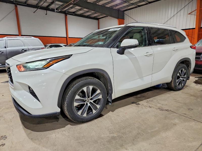 Фото 1 - TOYOTA HIGHLANDER