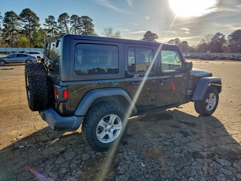 Фото 3 - JEEP WRANGLER