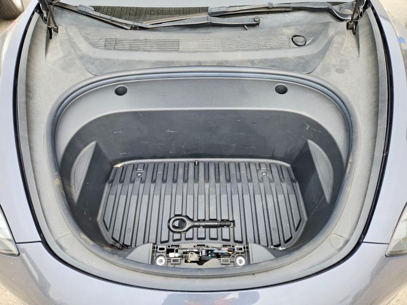 Фото 11 - TESLA MODEL 3