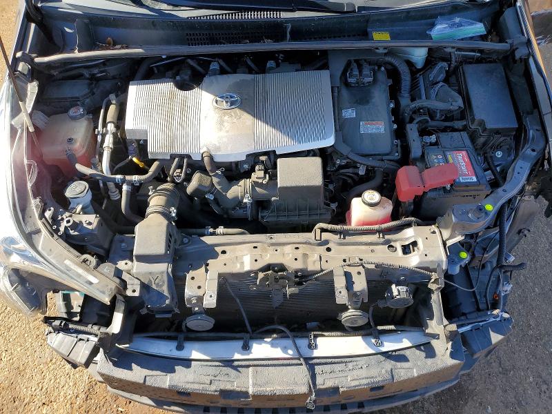 Фото 11 - TOYOTA PRIUS