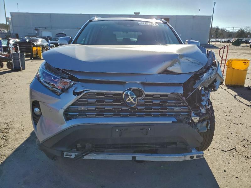 Фото 5 - TOYOTA RAV4