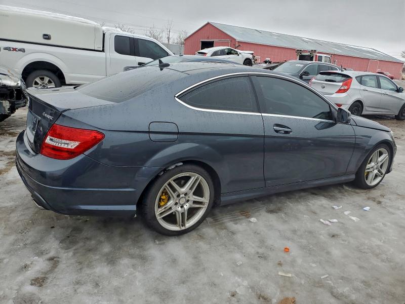 Фото 3 - MERCEDES-BENZ C-CLASS