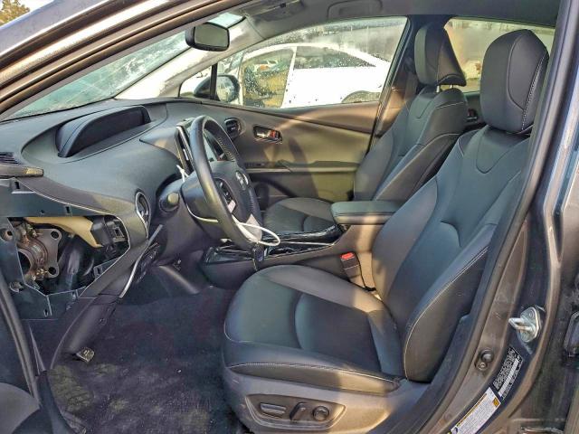 Фото 7 - TOYOTA PRIUS