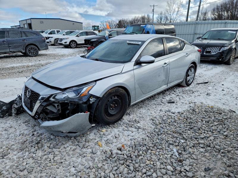 Фото 1 - NISSAN ALTIMA