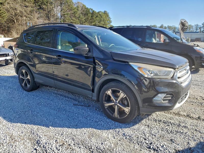 Фото 4 - FORD ESCAPE