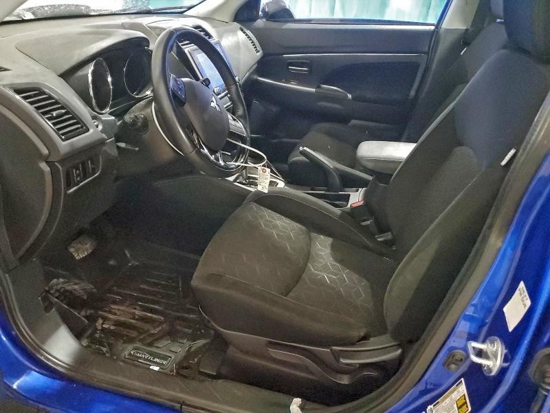 Фото 7 - MITSUBISHI OUTLANDER