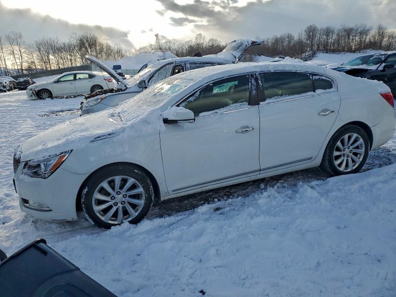 Фото 1 - BUICK LACROSSE
