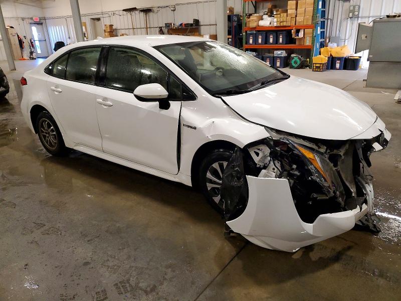 Фото 4 - TOYOTA COROLLA