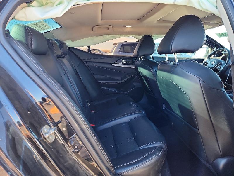 Фото 10 - NISSAN MAXIMA