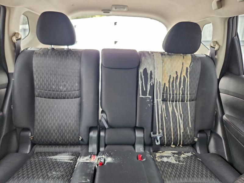 Фото 10 - NISSAN ROGUE