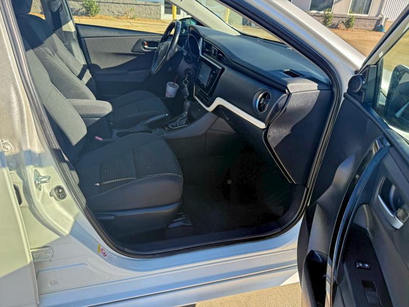 Фото 5 - TOYOTA SCION