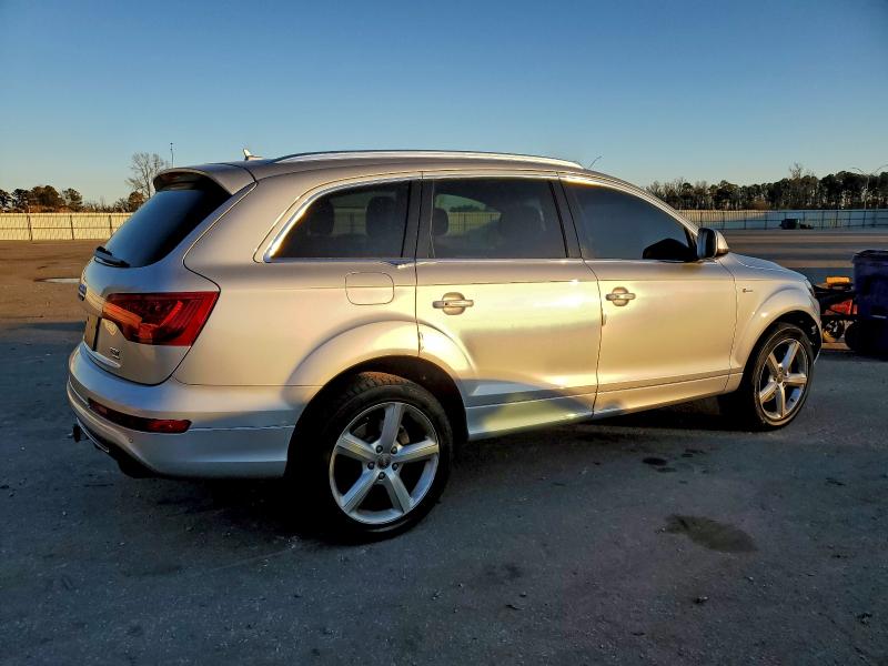 Фото 3 - AUDI Q7