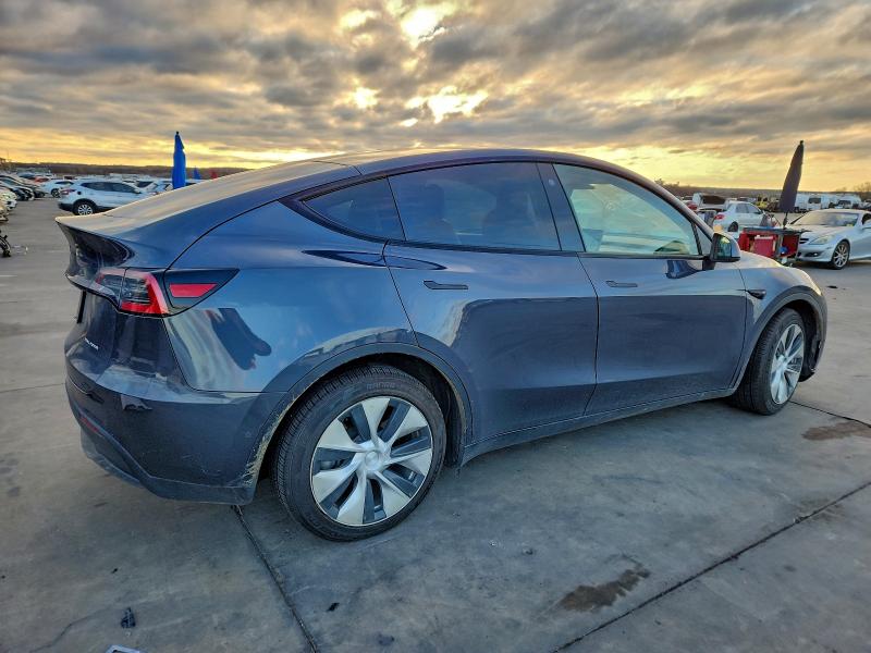 Фото 3 - TESLA MODEL Y