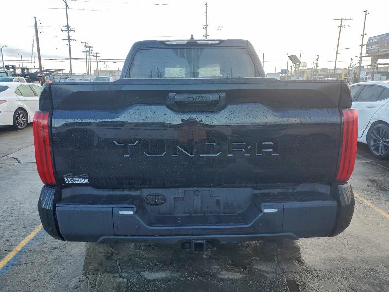 Фото 6 - TOYOTA TUNDRA