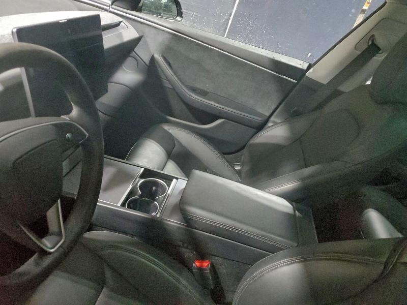 Фото 9 - TESLA MODEL 3