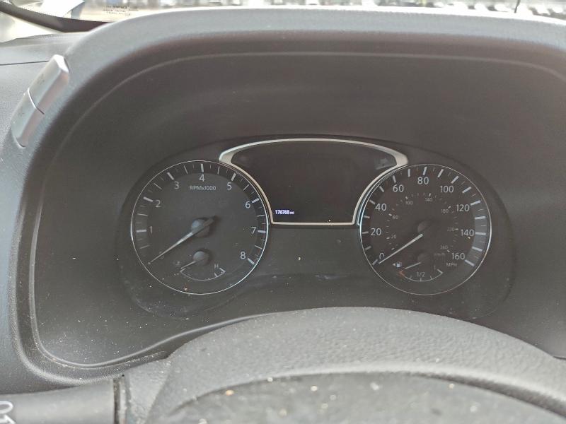 Фото 9 - NISSAN PATHFINDER