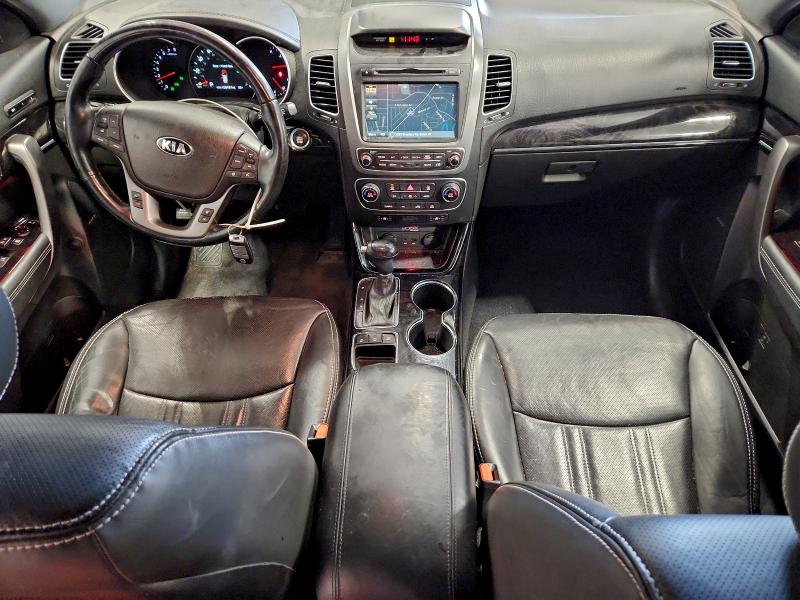 Фото 8 - KIA SORENTO