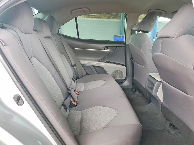 Фото 10 - TOYOTA CAMRY