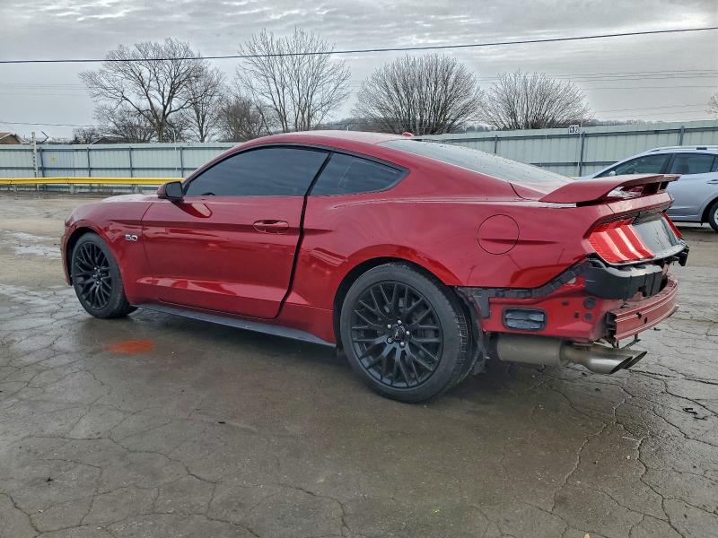 Фото 2 - FORD MUSTANG