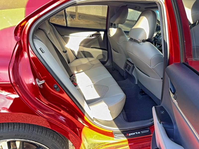 Фото 6 - TOYOTA CAMRY