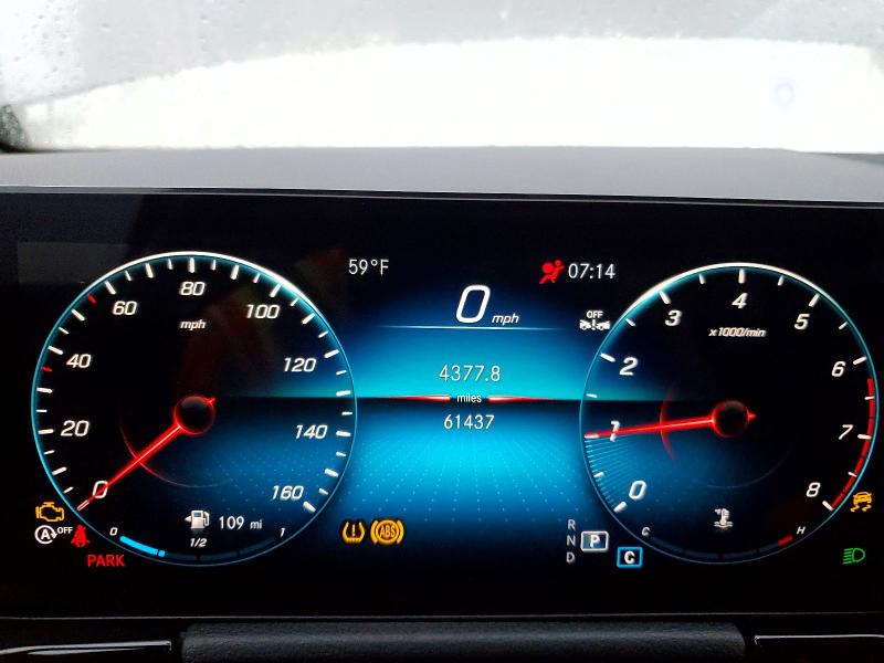 Фото 9 - MERCEDES-BENZ GLA-CLASS