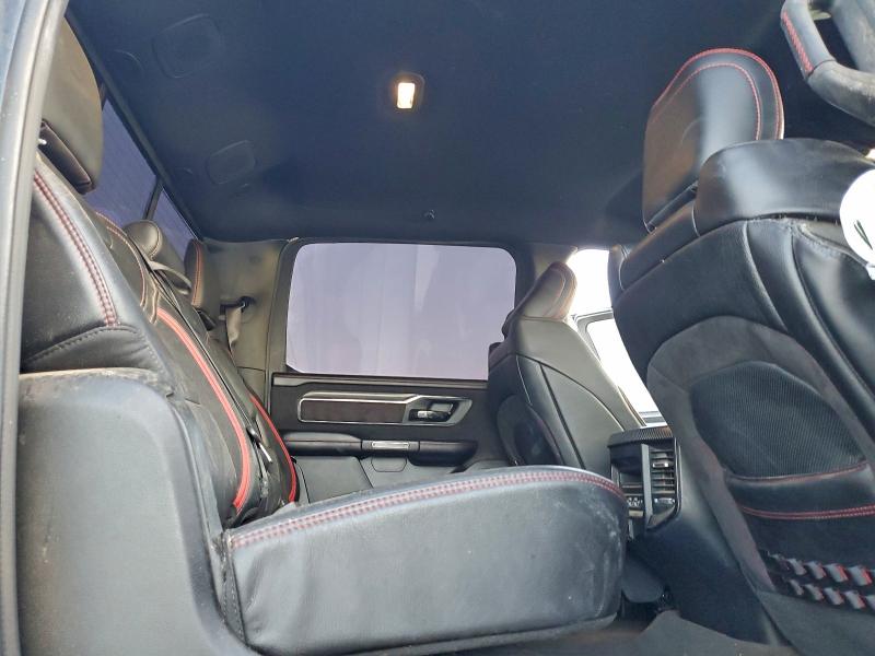 Фото 10 - RAM 1500