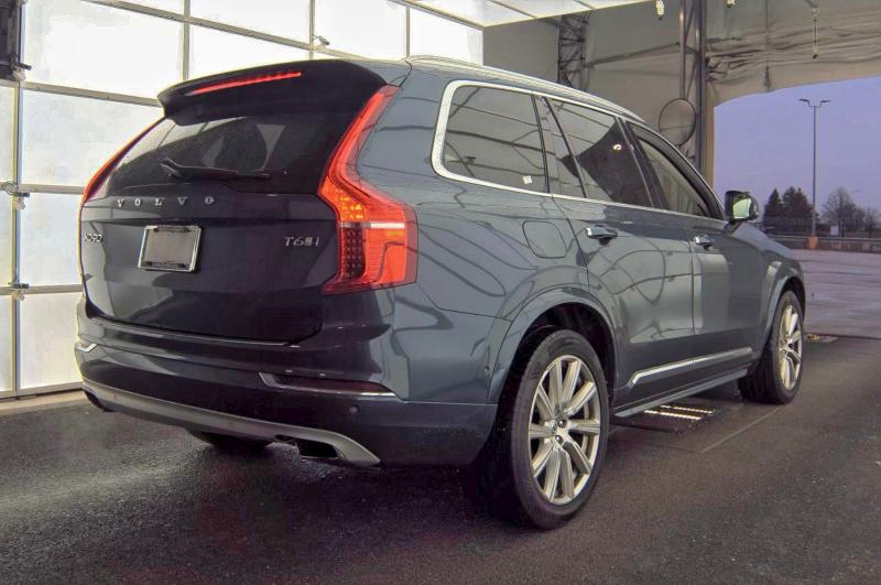 Фото 4 - VOLVO XC90