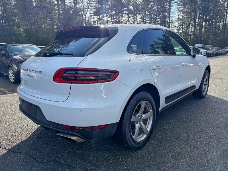 Фото 4 - PORSCHE MACAN