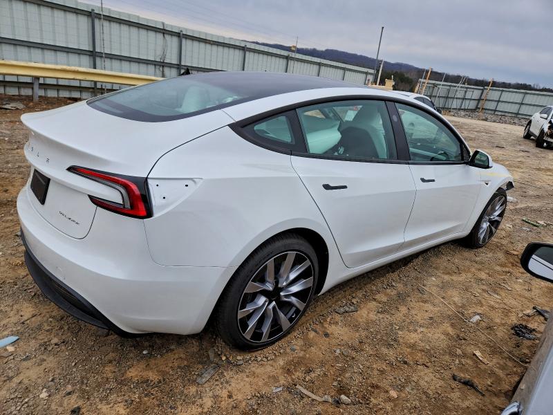 Фото 3 - TESLA MODEL 3