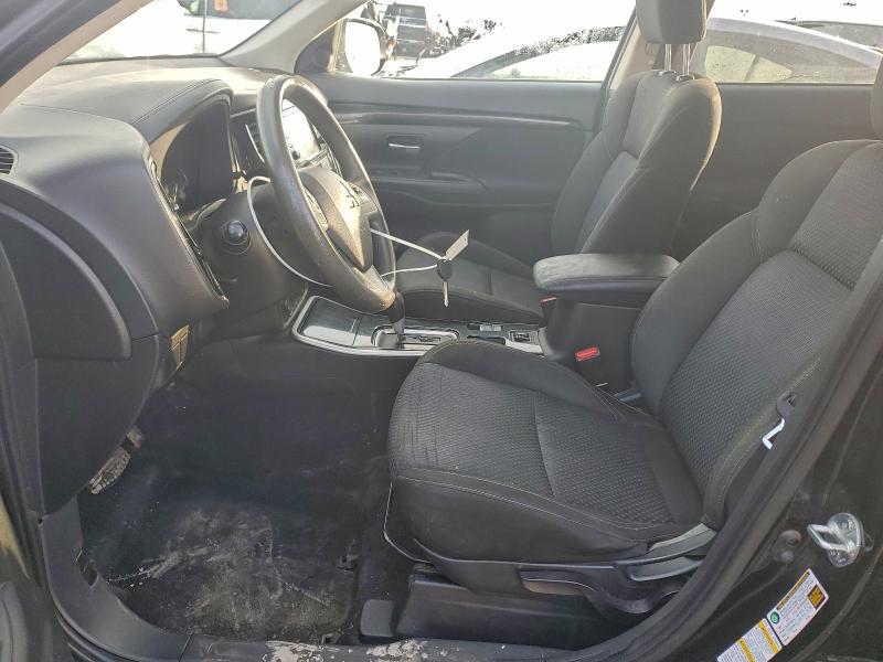 Фото 7 - MITSUBISHI OUTLANDER