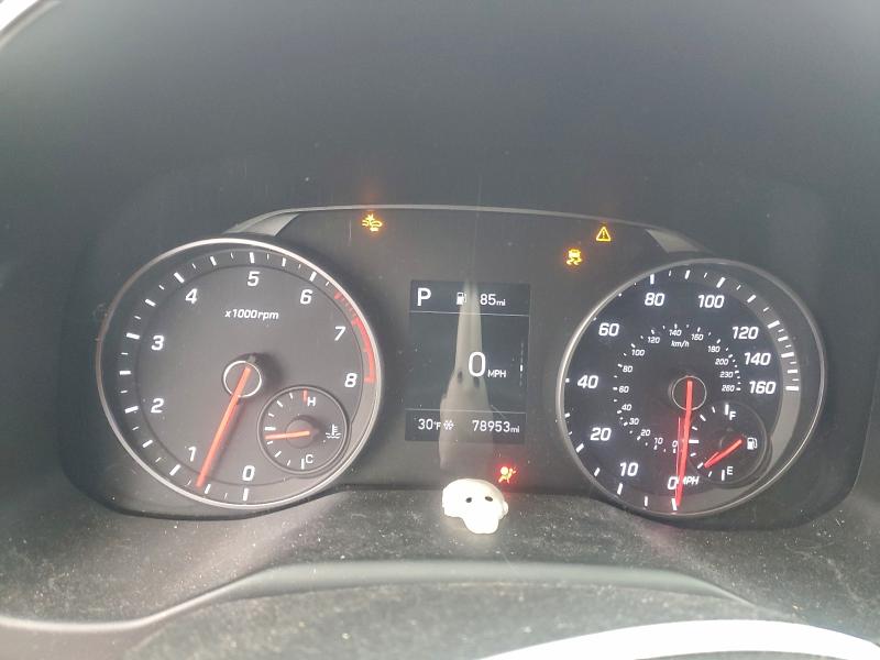 Фото 9 - HYUNDAI ELANTRA