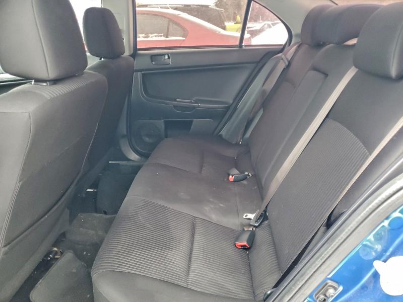 Фото 10 - MITSUBISHI LANCER