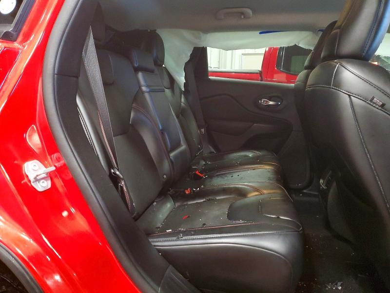 Фото 11 - JEEP CHEROKEE