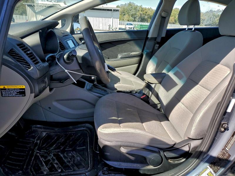 Фото 7 - KIA FORTE