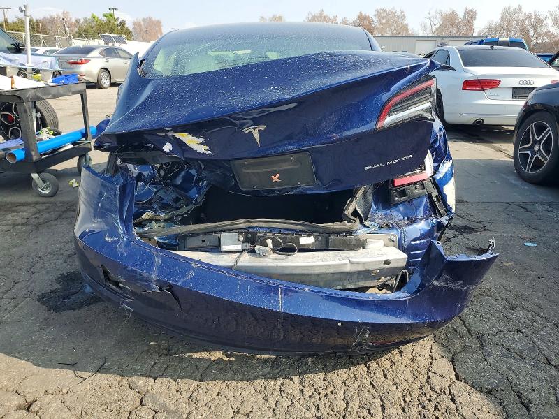 Фото 6 - TESLA MODEL 3