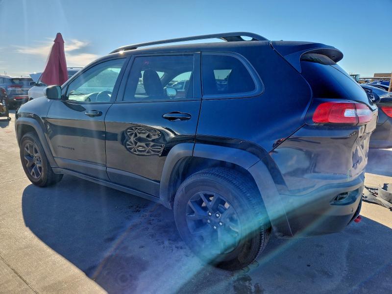 Фото 2 - JEEP CHEROKEE