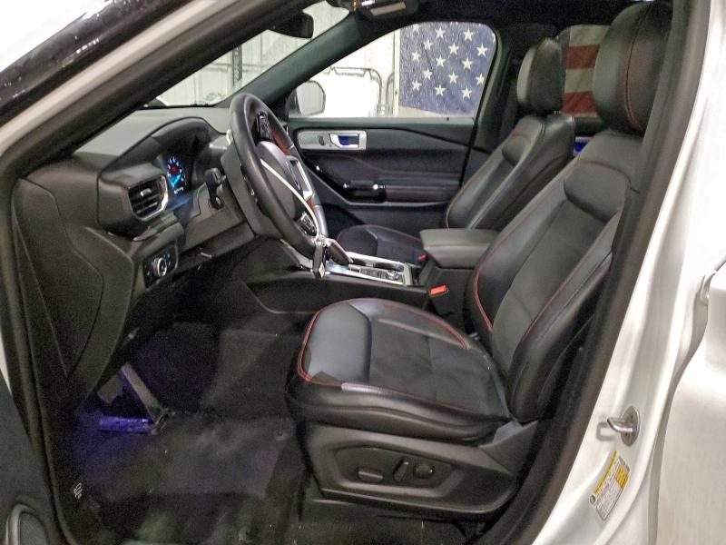 Фото 7 - FORD EXPLORER