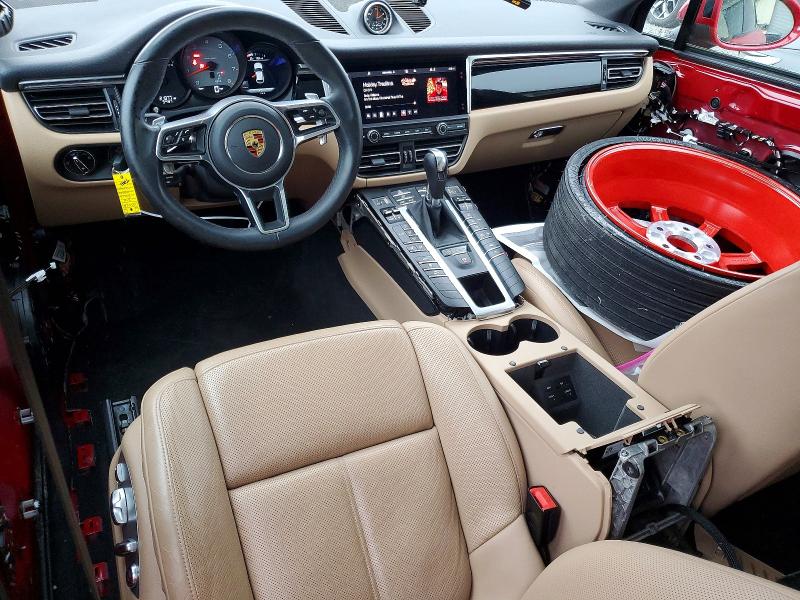 Фото 8 - PORSCHE MACAN