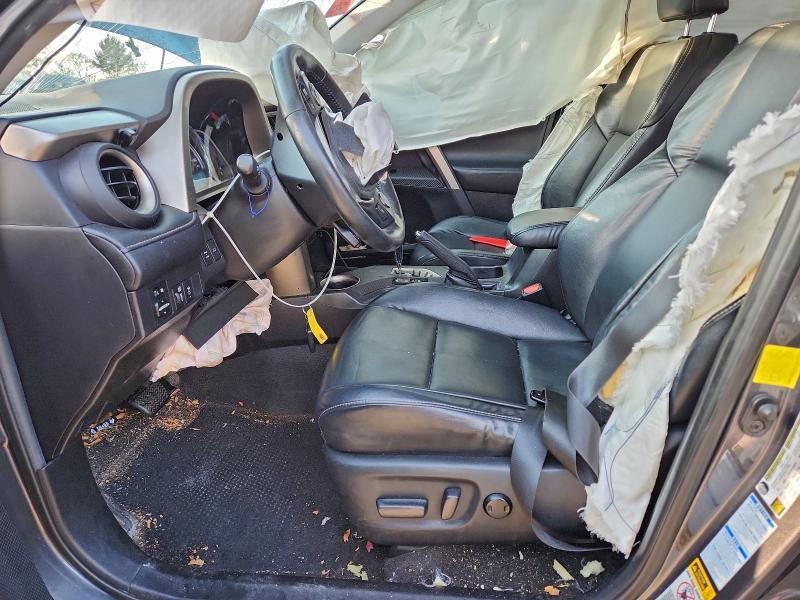 Фото 7 - TOYOTA RAV4