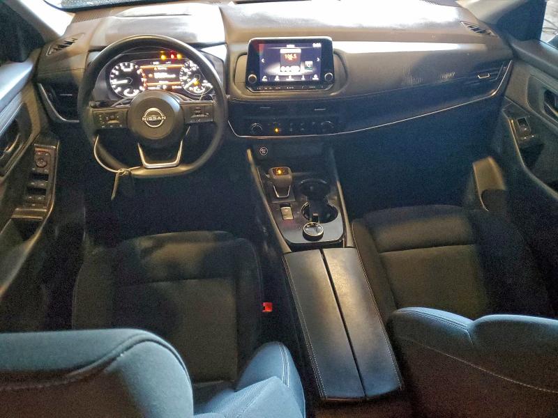 Фото 8 - NISSAN ROGUE