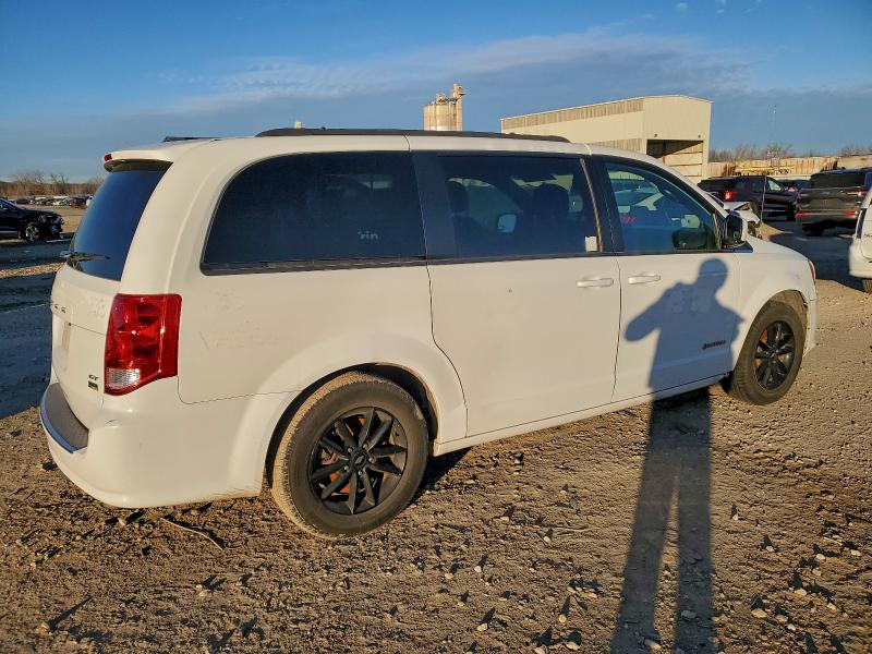 Фото 3 - DODGE CARAVAN