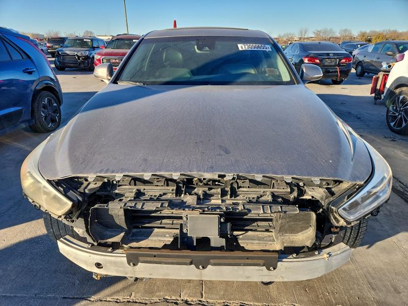 GENESIS G90 2018 VIN KMHG54JHXJU039275