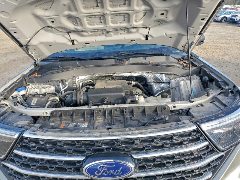 Фото 12 - FORD EXPLORER