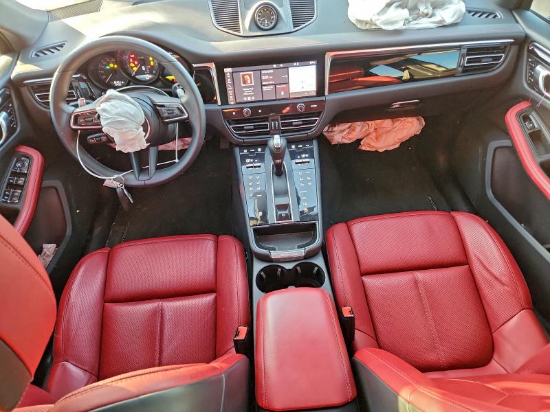 Фото 8 - PORSCHE MACAN