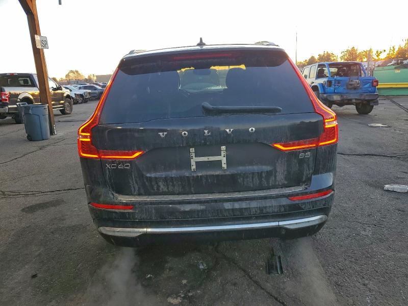 VOLVO XC60 B5 IN 2022 VIN YV4L12DL0N1954255