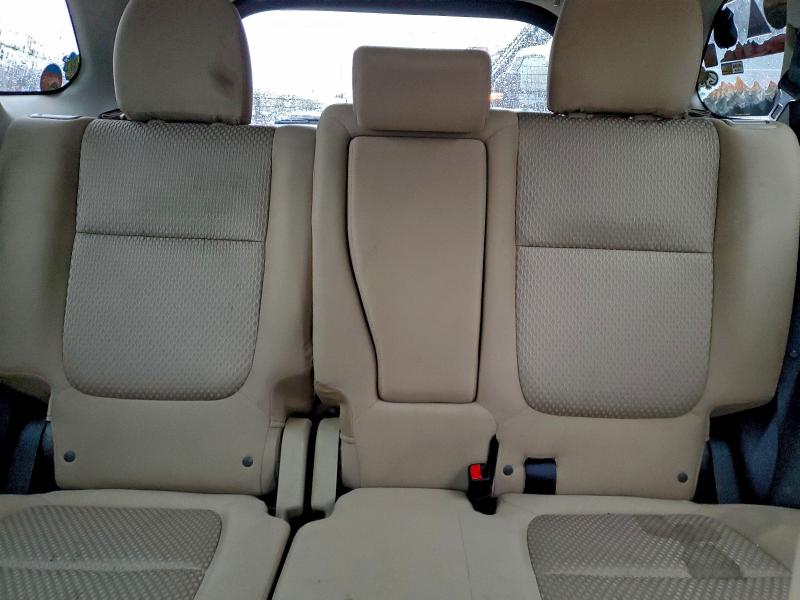 Фото 10 - MITSUBISHI OUTLANDER