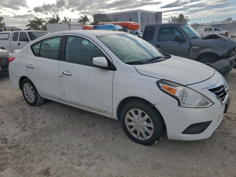 Фото 4 - NISSAN VERSA